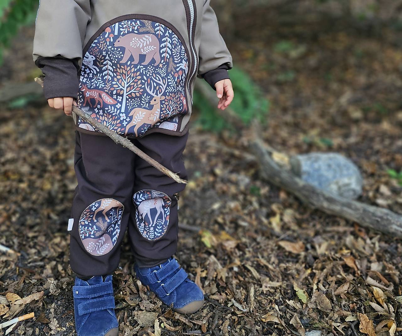 Softshellky "pod horou" (122-128 (6-8r.) dl: 85cm)