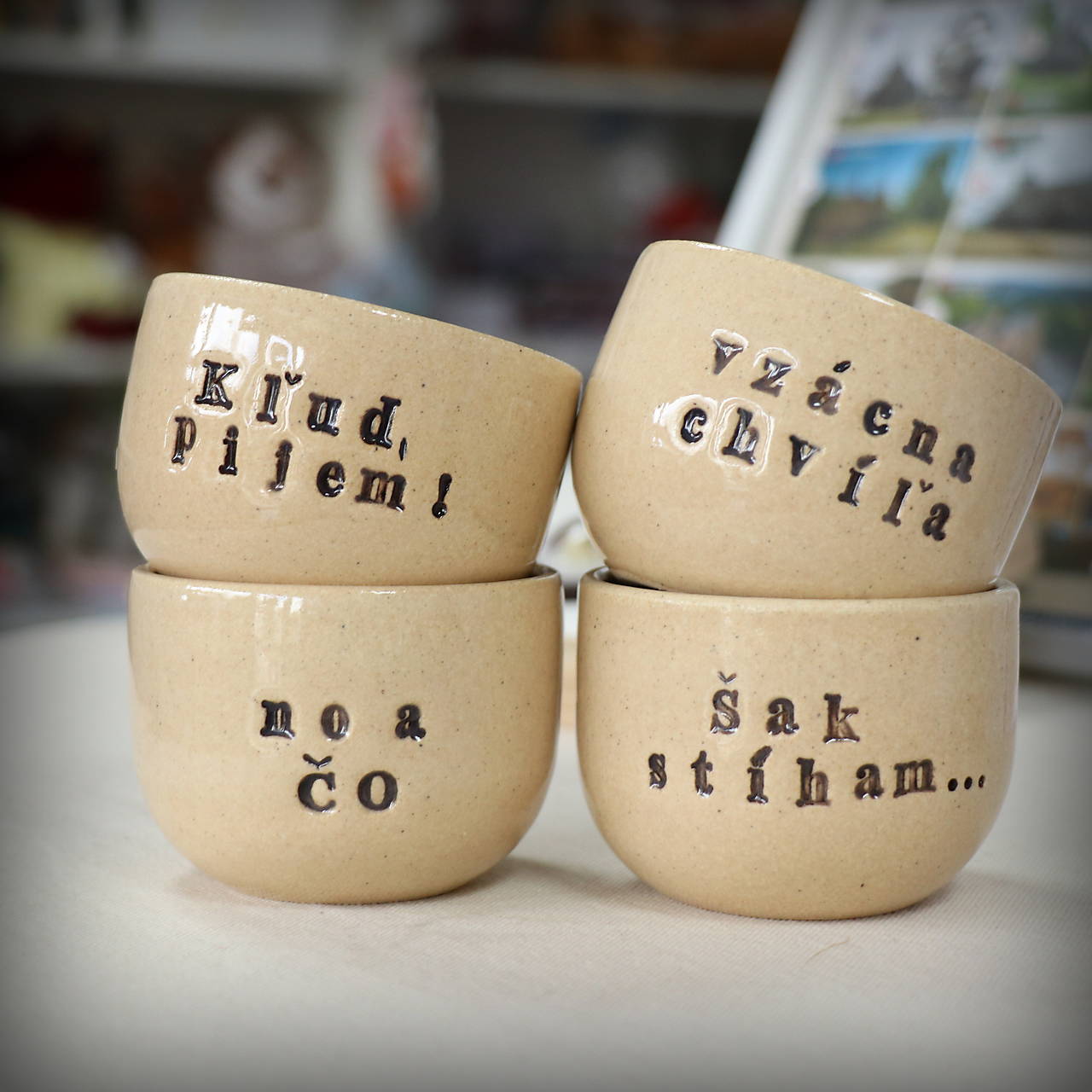 Keramické hrnčeky s nápisom (120 ml)