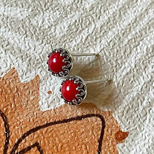 Filigree Red Coral Earrings Ag925 / Strieborné napichovacie náušnice s prírodným koralom A0015