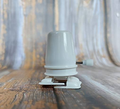 DIY strojček na ďalšiu tvorbu 