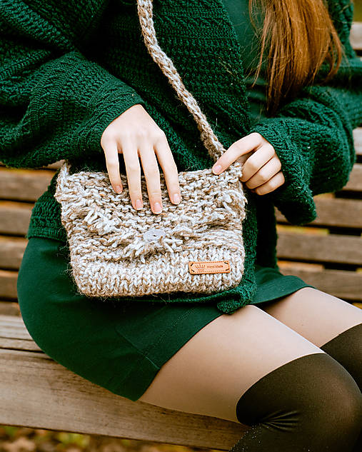 Kabelky - Boho Charm Ručne Pletená Vlnená Kabelka - 17834870_