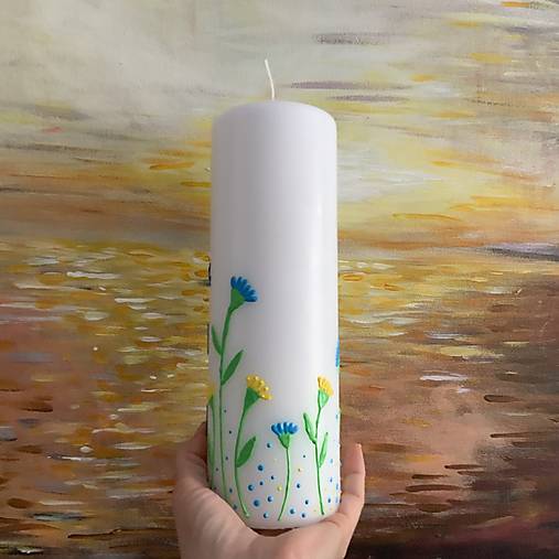 Maľovaná svieca s nápisom "Nohami kráčajte po zemi, srdcom buďte v nebi" 2 (biela, 25 cm)