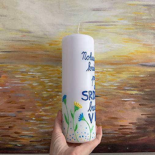Maľovaná svieca s nápisom "Nohami kráčajte po zemi, srdcom buďte v nebi" 2 (biela, 25 cm)
