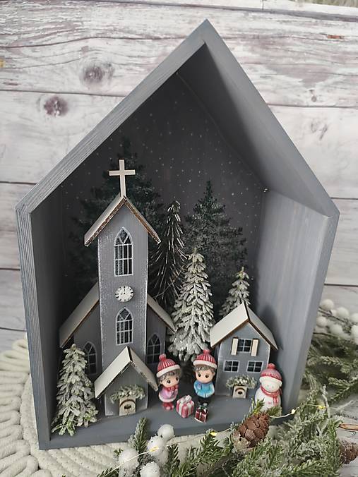 Dekorácie - Drevený svietiaci vianočný domček - 17840676_