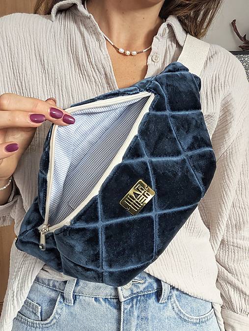 Prešívaná ľadvinka - modrá