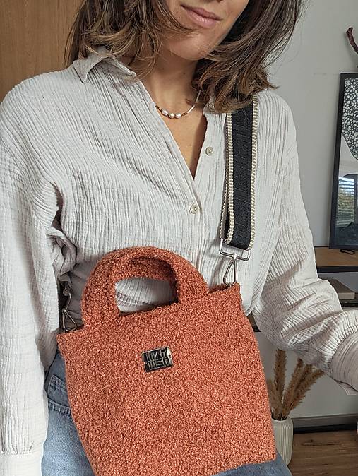 Kabelka  L I N A - škoricová