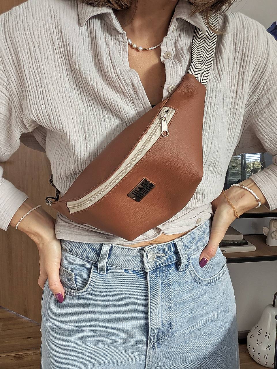 Ľadvinka - koženková hnedá