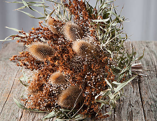 Dekorácie - Prírodná kytica - ľubovník, nevestin závoj, štetka lesná, bambus - 17844112_