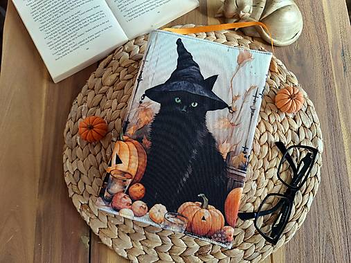 Papiernictvo - Nastavitelný obal na knihu - Kočka čarodějka - 17844013_