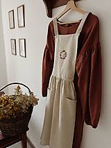 Iné oblečenie - Ručne vyšívaná ľanová šatová zástera - béžová so šípkovým vencom - 17845803_