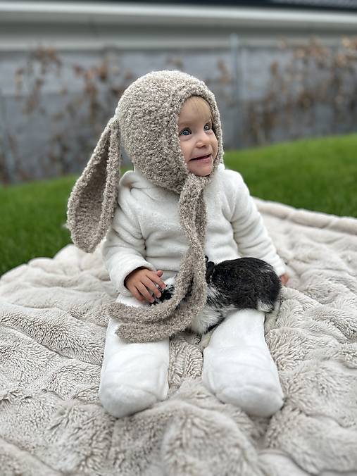 Detské čiapky - Boucle zajko čiapka - 17848182_