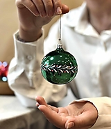 Dekorácie - Zelené sklenené gule  - 17848480_