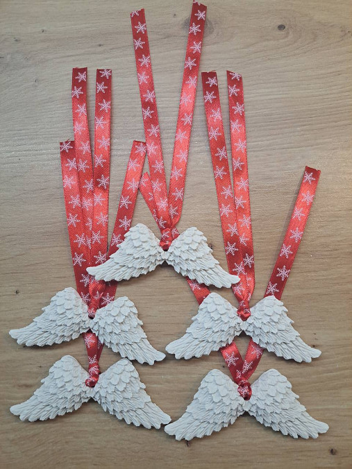 Anjelské krídla ozdôbky na stromček