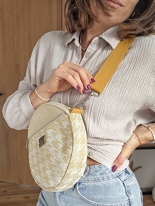 Kabelka  M U L T I  - žltá