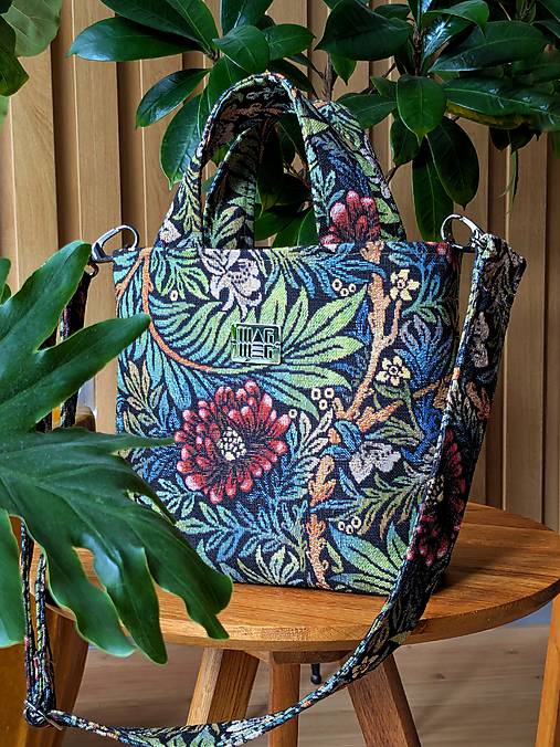 Kabelka  L I N A - tmavá kvetová