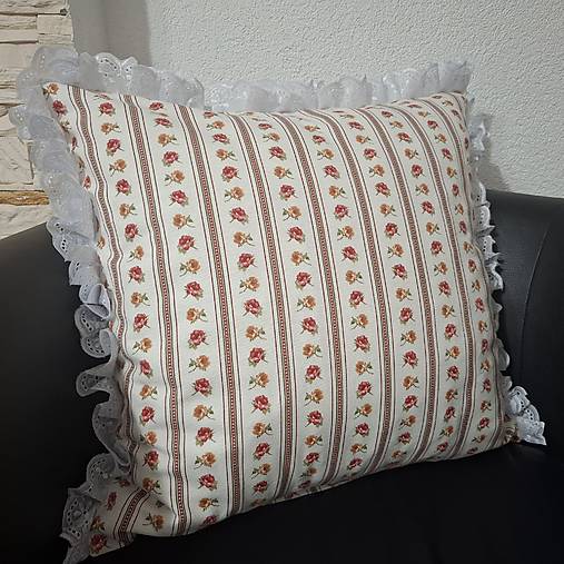 Úžitkový textil - Obliečky na vankúše lemované madeirou. - 17854537_