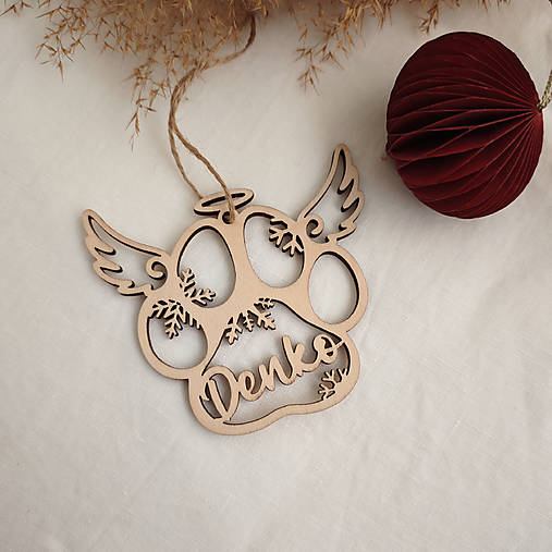 Dekorácie - Vianočná ozdoba s menom psíka s krídlami - 17852190_