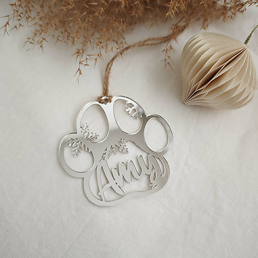 Dekorácie - Zrkadlová vianočná ozdoba s menom psíka (Strieborné plexi) - 17852265_