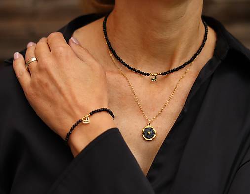 Náhrdelník choker spinel