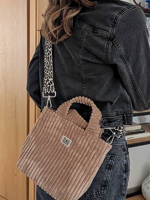 Menčestrová kabelka  L I N A - hnedá