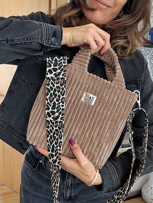 Menčestrová kabelka  L I N A - hnedá