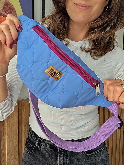 Prešívaná ľadvinka - modrofialová