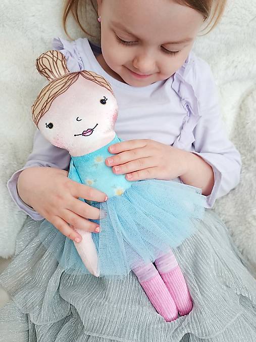 Mäkkučká bábika (Modrá)