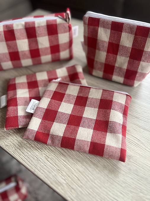 Kozmetická taštička - karo