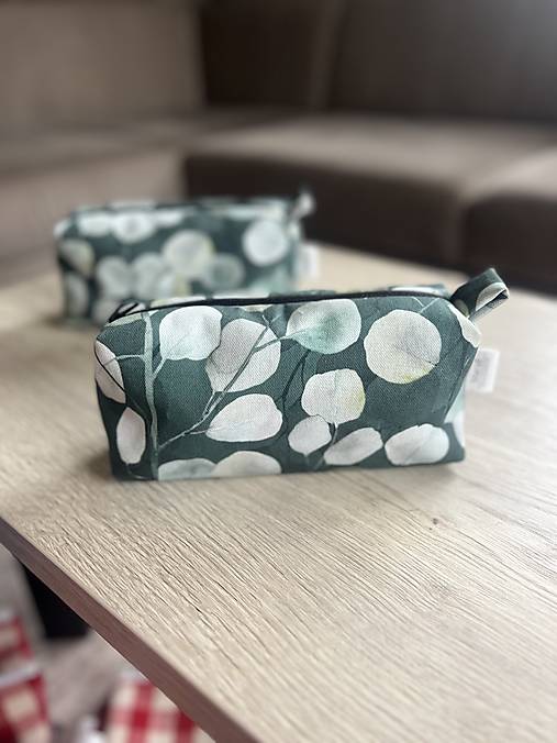 Kozmetická taštička - eukalyptus