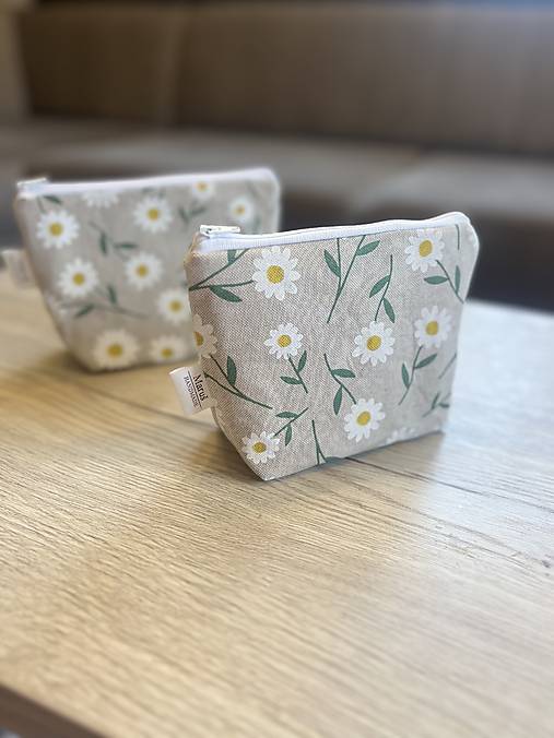 Kozmetická taštička - margarétky