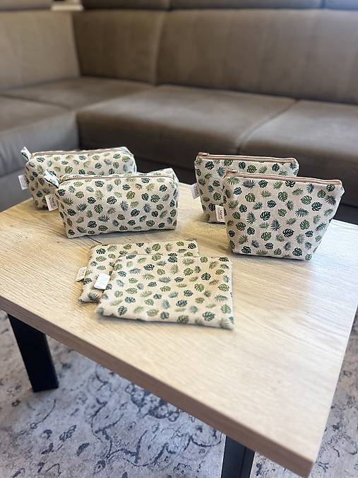 Kozmetická taštička - monstera