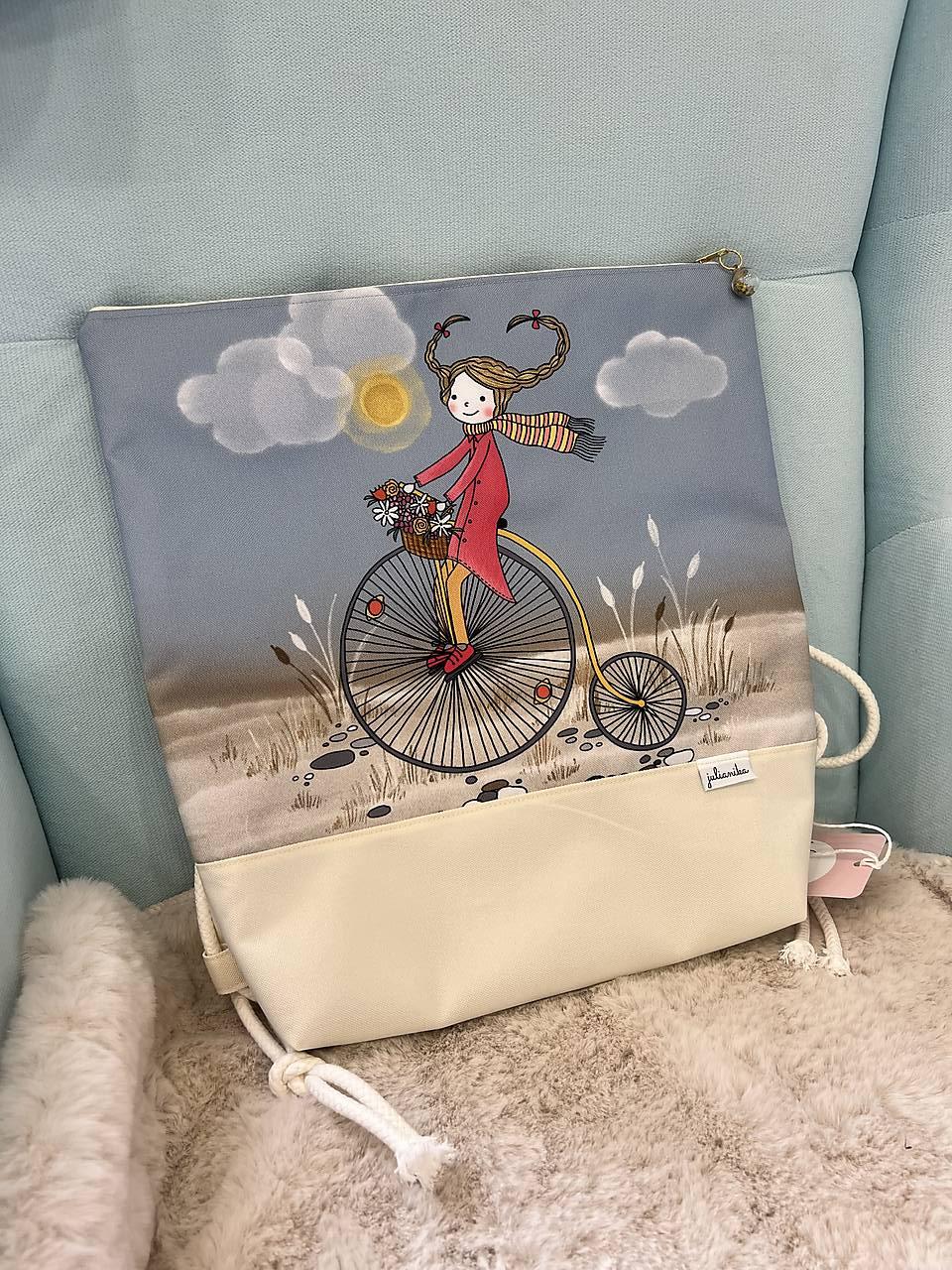 Dámsky dizajnový batoh