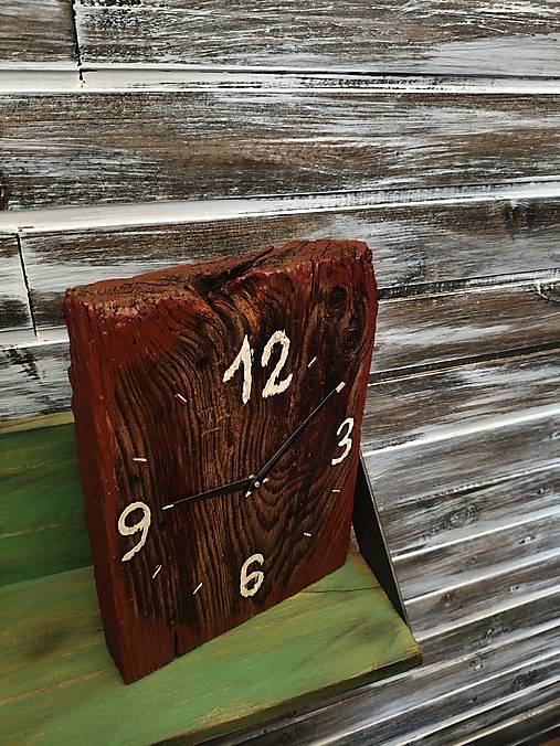 Hodinky ručne robené