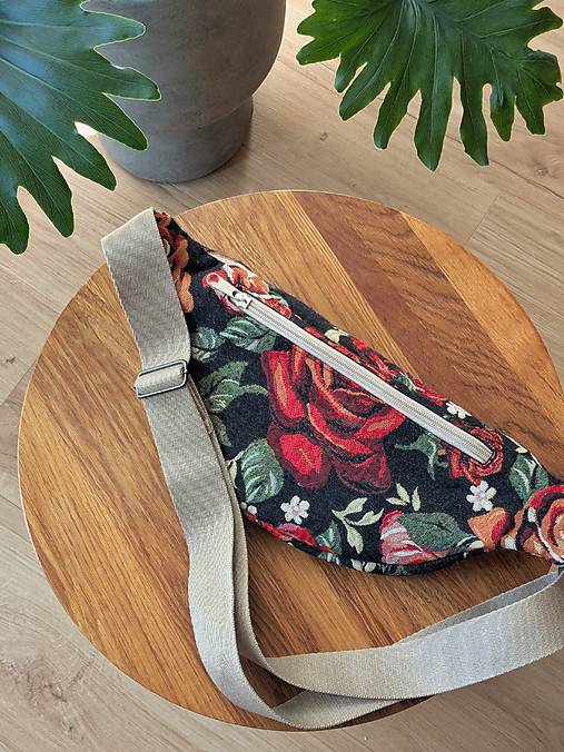 Ľadvinka - vzor ruže