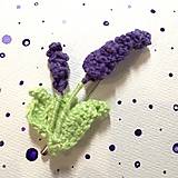 Brošne - BROŠŇA LEVANDUĽA - háčkovaná, tmavofialová - 17861806_