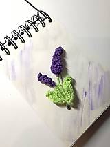 Brošne - BROŠŇA LEVANDUĽA - háčkovaná, tmavofialová - 17861807_