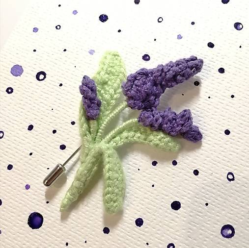 Brošne - BROŠŇA LEVANDUĽA - háčkovaná, tmavofialová / kytička - 17861864_