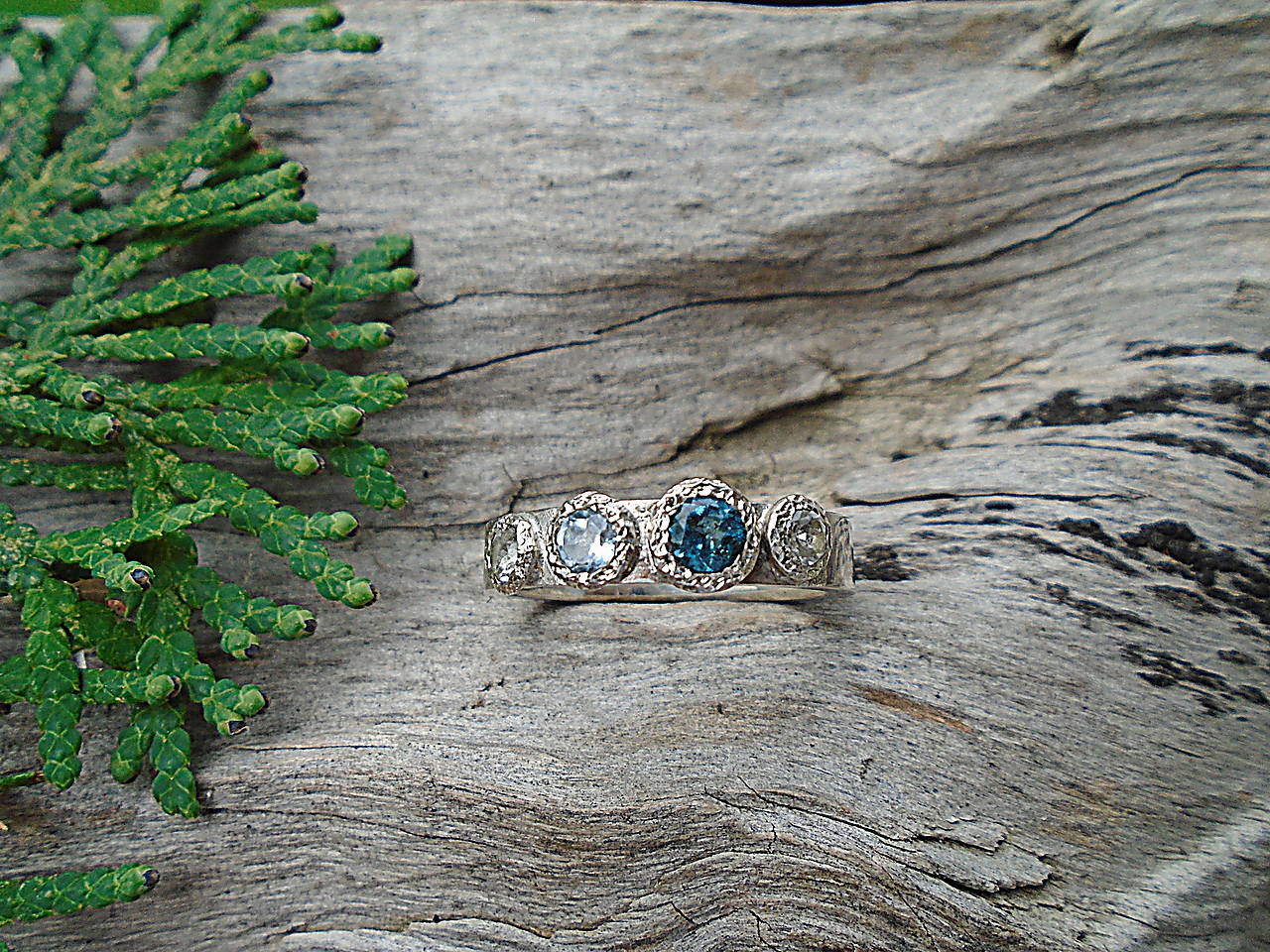 Strieborny prsteň Ag925 Topás