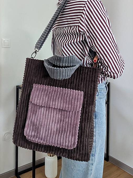 Menčestrová kabelka  M A R I