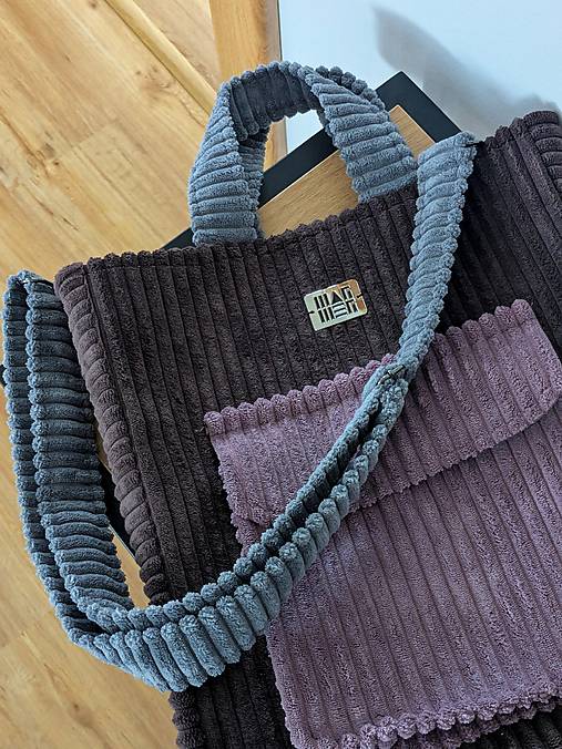 Menčestrová kabelka  M A R I