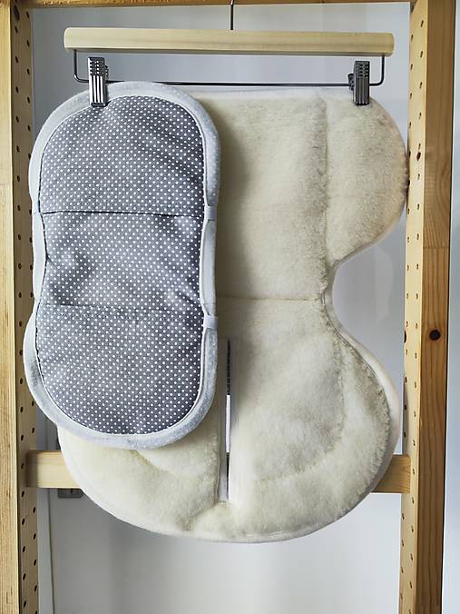 Detský textil - VLNIENKA podložka novorodenecká do autosedačky Cybex Aton 5  100% Merino Top Super wash Natural  Bodka - 17863431_