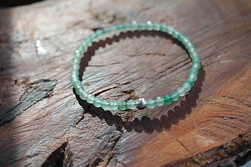 Fluorit so striebrom