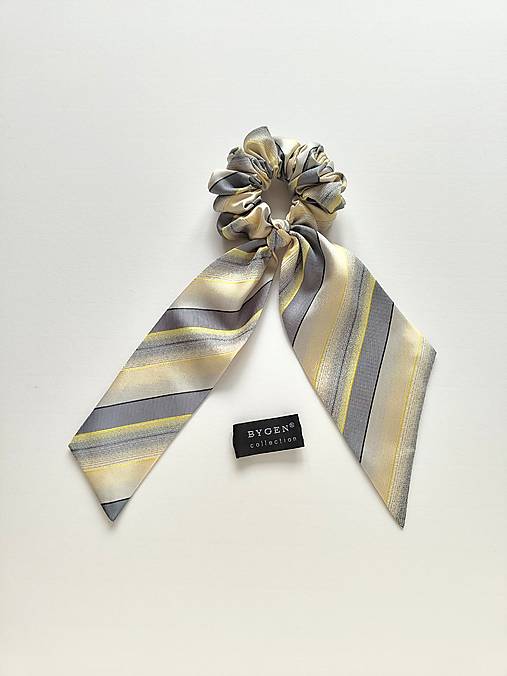 Maxi scrunchie asymetrická (Sivo-žltá)