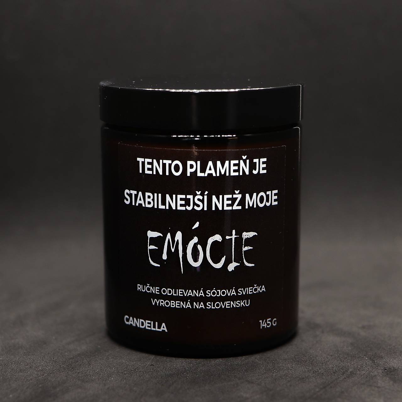 TENTO PLAMEŇ JE STABILNEJŠÍ NEŽ MOJE EMÓCIE sójová sviečka