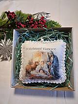 Dekorácie - Nežný darček -svätá  rodina - 17869703_