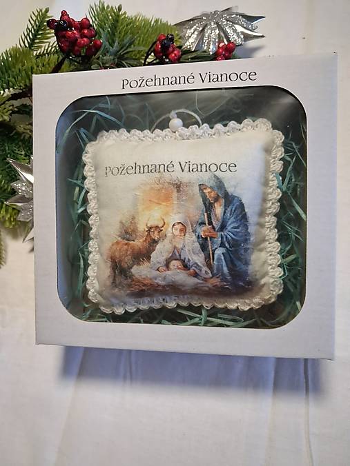 Dekorácie - Nežný darček -svätá  rodina - 17869699_