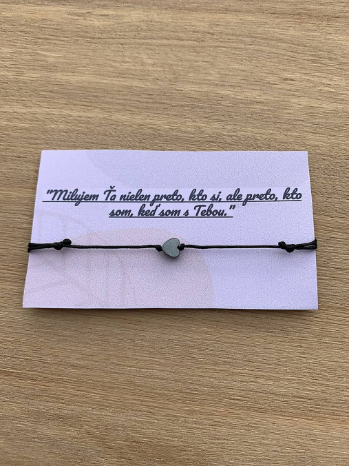 Náramky - náramky so srdiečkom - Hematit (čierna-tmavé šedé hranaté srdce-6mm) - 17869459_