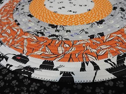 Koberec Jelly-Roll pre mačičky - okrúhly