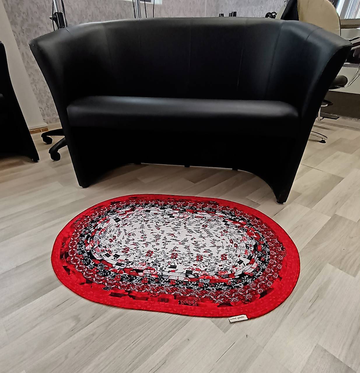 Jelly-Roll koberec z kolekcie Scarlet Days & Nights