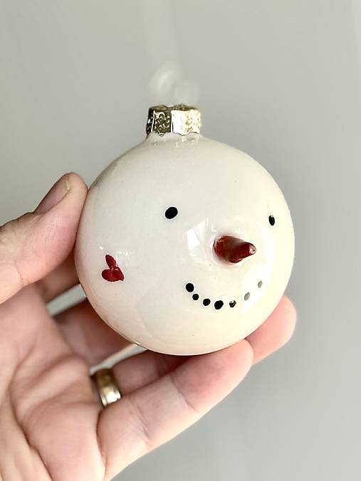 PREDOBJEDNÁVKA Vianočná guľa na stromček  (Snehuliak)